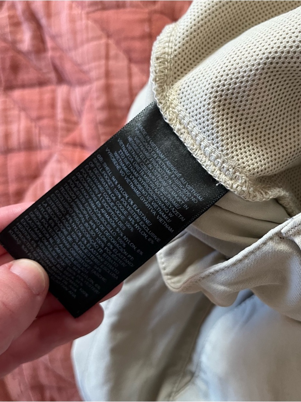 The North Face Women's 2 Convertible Hiking Pants. - Picture 11 of 11